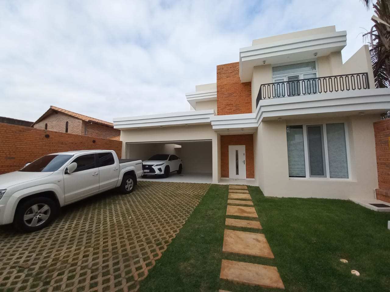 Construcción de Residencia , 4 Dormitorios, 6 Baños, REF. 694